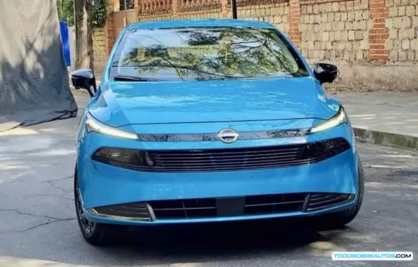 Nissan Versa 2026: Análisis Detallado del Rediseño Filtrado y su Estrategia en México