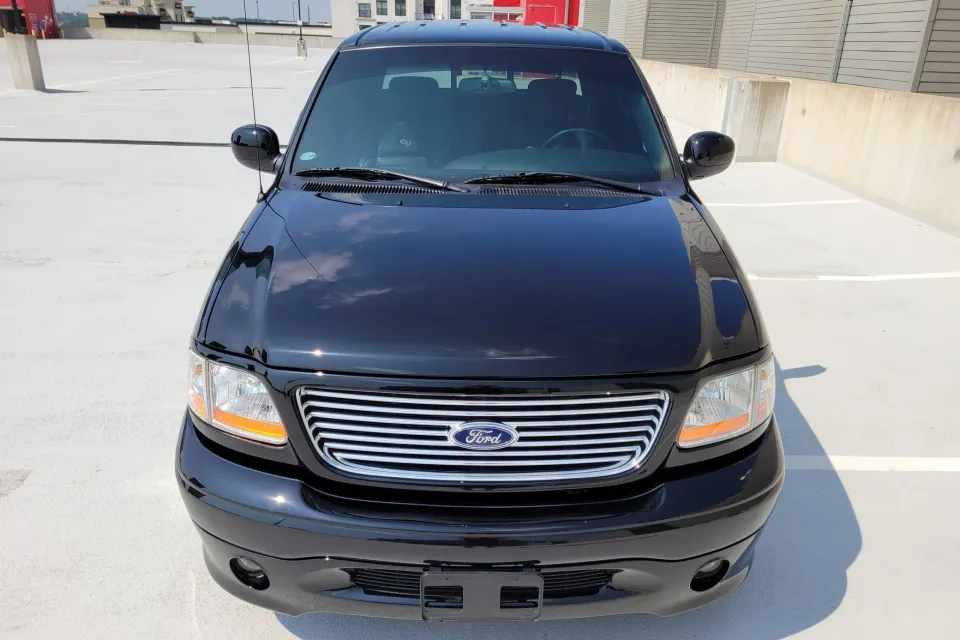 Ford F-150 Harley-Davidson 2002: Análisis Completo